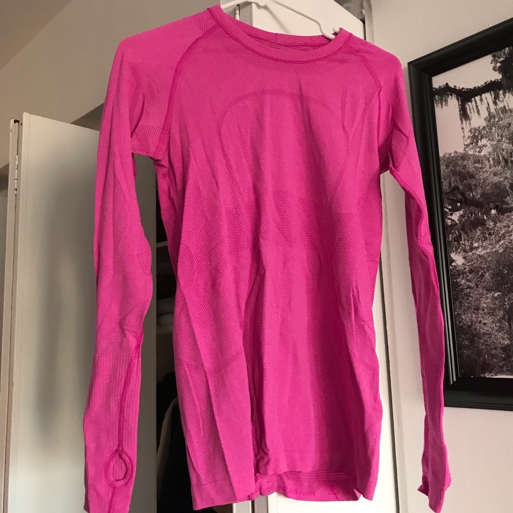 LIKE NEW: lulu lemon pink long sleeve